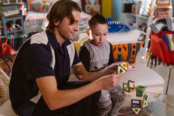 Magna-Tiles vs. PicassoTiles: Which Magnetic STEM Toy Set Offers More Educational Value for USA Families (2024)? - Product Review