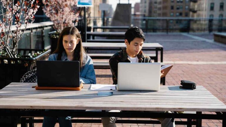 Notion vs. Evernote: USA’s Top Productivity System Showdown for Remote Work & Study