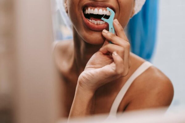 AquaPulse Advanced Water Flosser Review: Is This the Secret Weapon for Healthier Gums & Cleaner Teeth in the USA? - Product Review