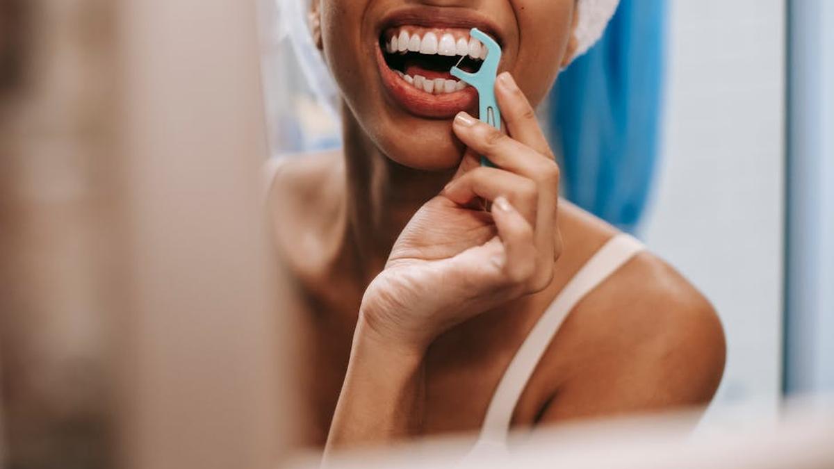 AquaPulse Advanced Water Flosser Review: Is This the Secret Weapon for Healthier Gums & Cleaner Teeth in the USA? - Product Review
