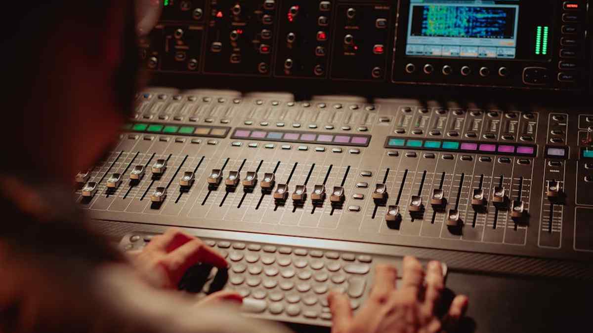 Astro A50 X Review (USA): Is This the New Gold Standard for Console Audio? - Product Review