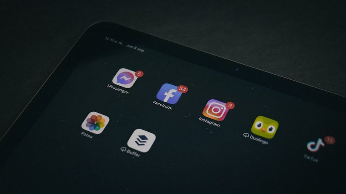 Babbel vs. Duolingo: Your Daily Language Learning App - Which One Actually Makes You Fluent? - Product Review