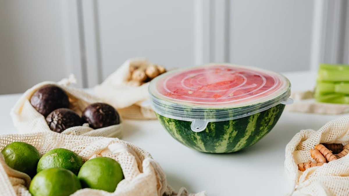 Bee's Wrap Reusable Food Wrap Review: The Sustainable Cling Wrap Alternative for American Families? - Product Review