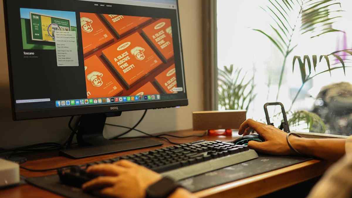 BenQ ScreenBar Halo Review: Is This Premium Monitor Light Bar the Best Solution for Eye Strain and Desk Clutter? - Product Review