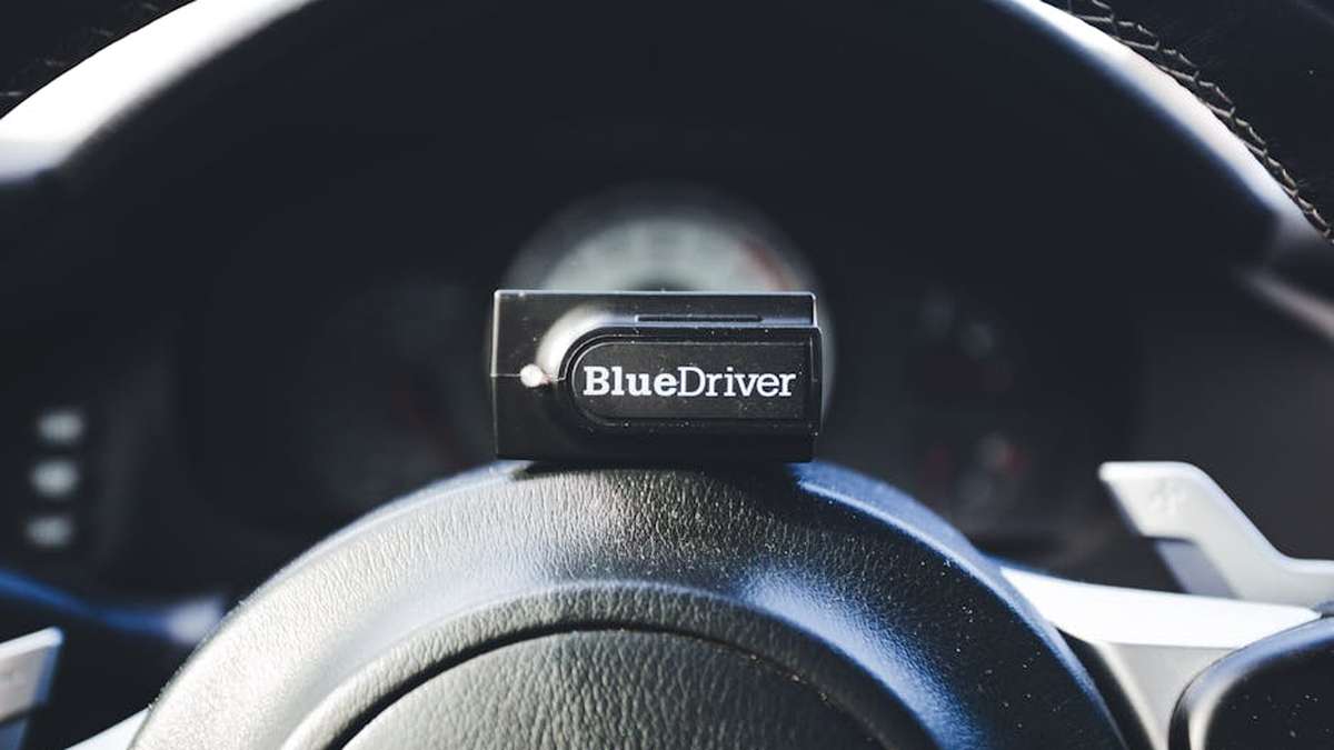 Best Bluetooth OBD2 Scanners for iPhone & Android in USA (2026) - Product Review