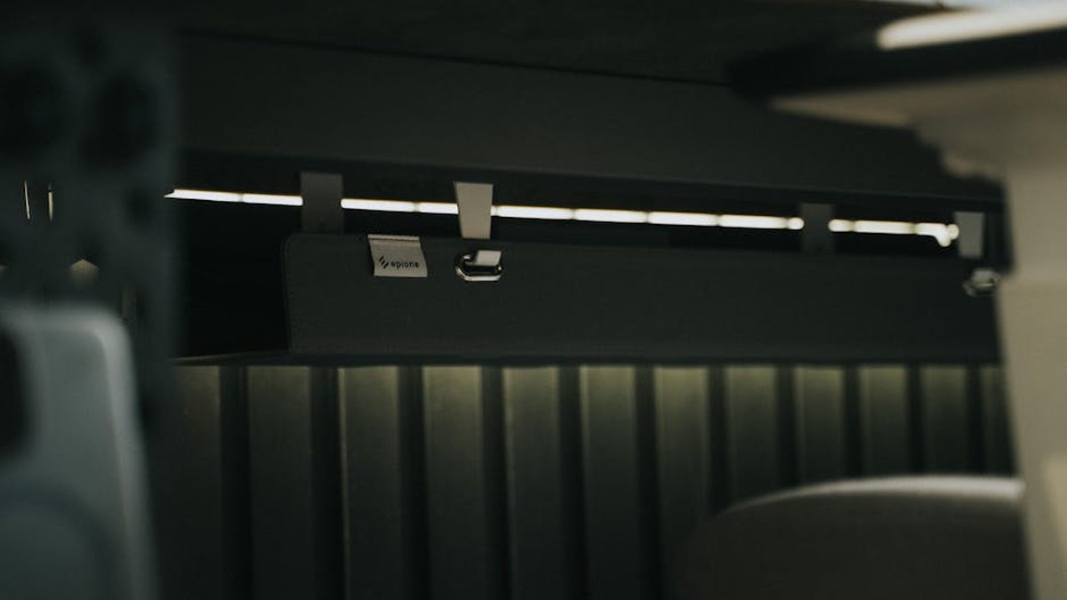 Best Electric Standing Desks Under $400 for Small Home Offices in USA 2026 - Product Review