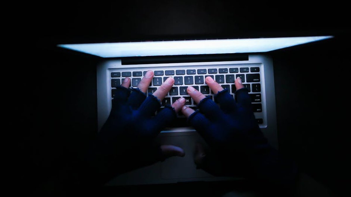 Best Ergonomic Desk Accessories for Carpal Tunnel Relief in USA (2026) - Product Review