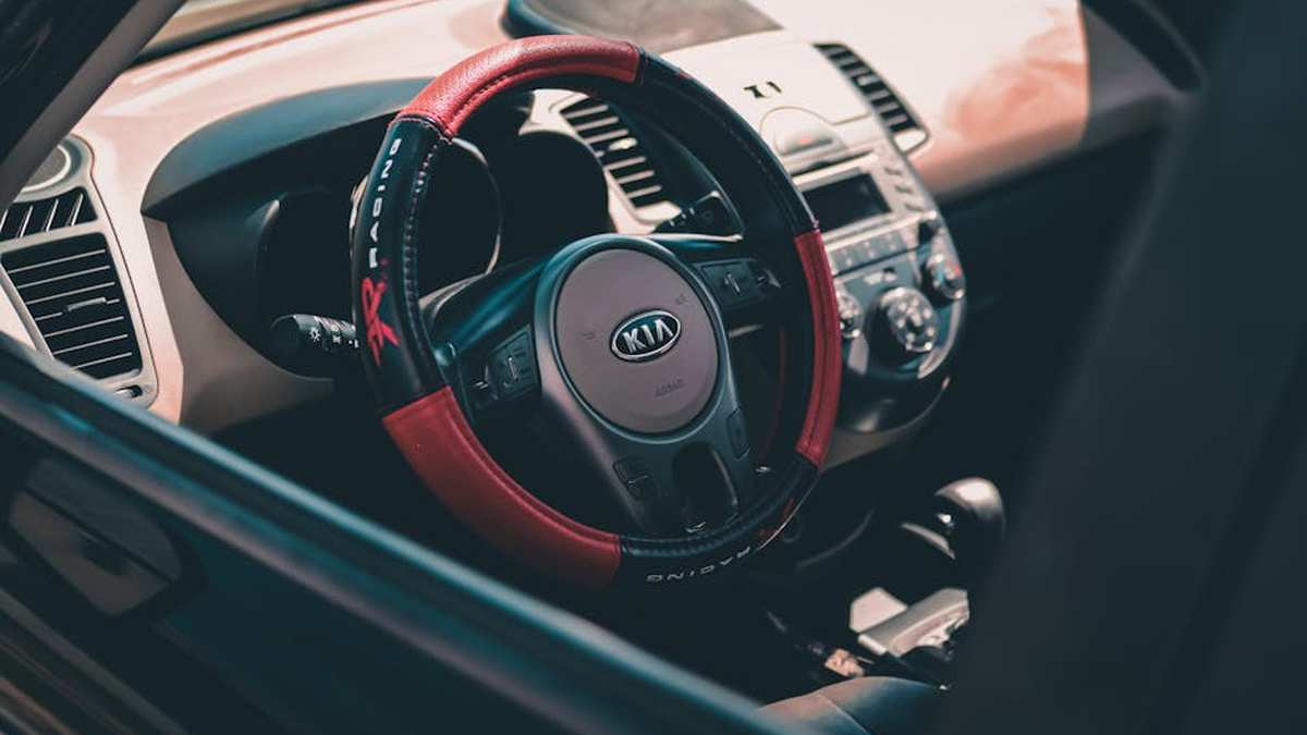 Best Heated Steering Wheel Covers for Winter Commutes in USA (2026) - Product Review