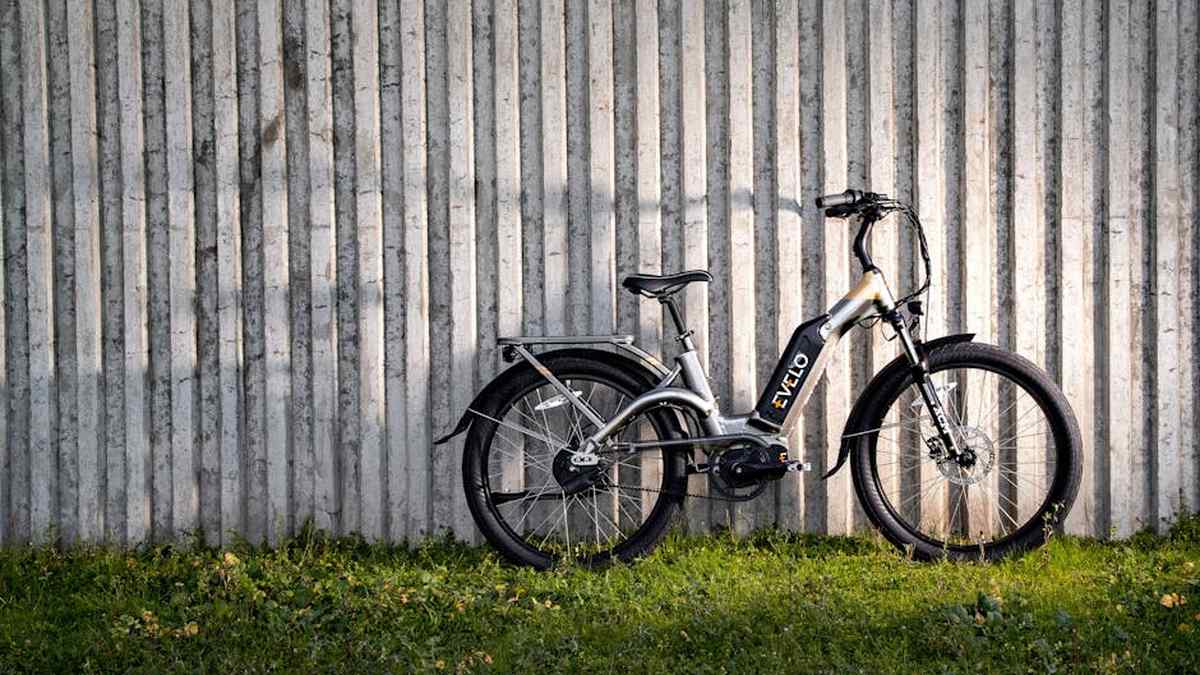 Best Lightweight Daypacks for Urban Commuters & Day Hikers in USA (2026) - Product Review