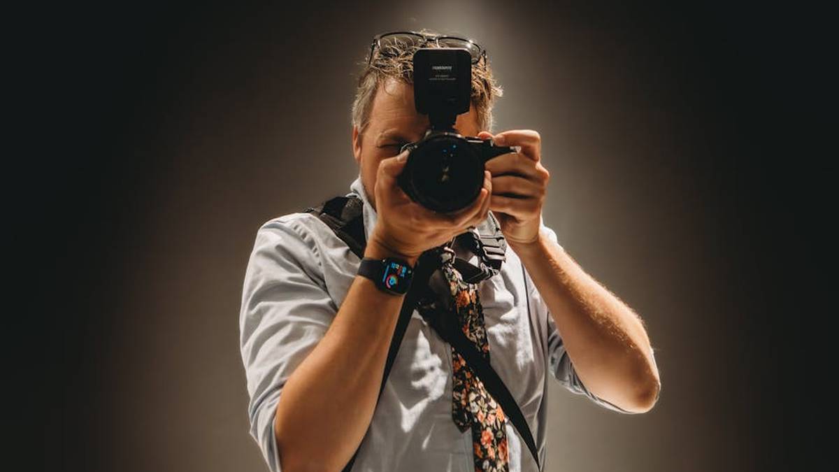 Best Luxury Smartwatches with Built-in GPS & Cellular for USA (2026) - Product Review