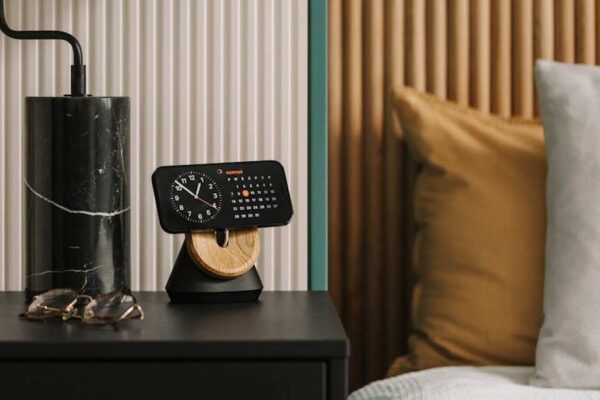 Best MagSafe Compatible Power Banks for iPhone 16 in USA (2026) - Product Review