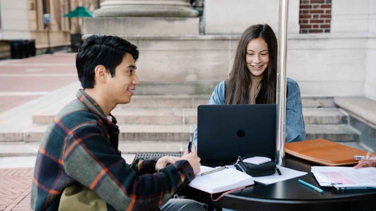 Best Smart Notebooks & Digital Pens for US College Students (2026) - Product Review