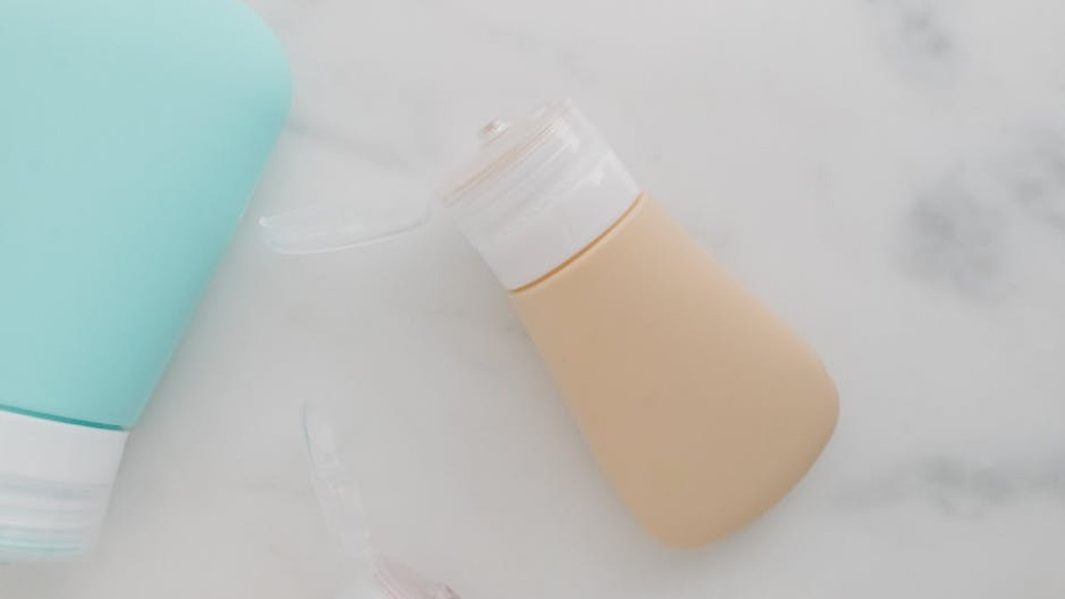 Best Spill-Proof Reusable Water Bottles for Active School Kids in USA (2026) - Product Review