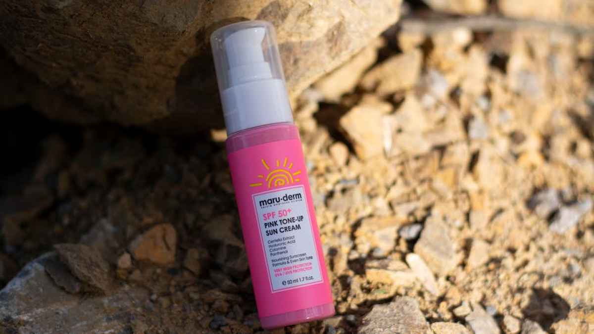 Best UPF 50+ Sun Protection Clothing for Outdoor Enthusiasts in USA (2026) - Product Review