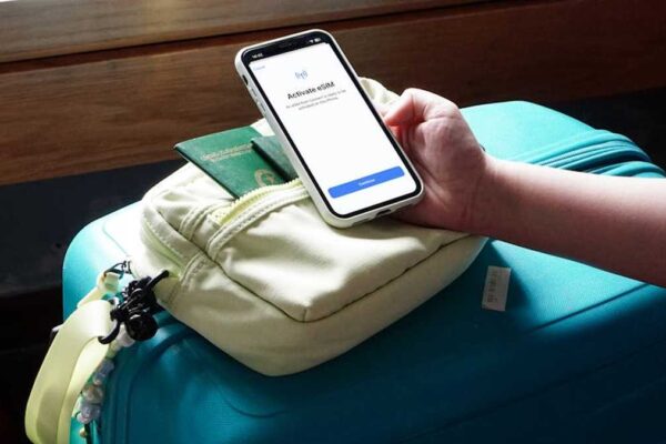 Best Viral Smart Carry-On Luggage for Tech-Savvy USA Travelers (2026) - Product Review