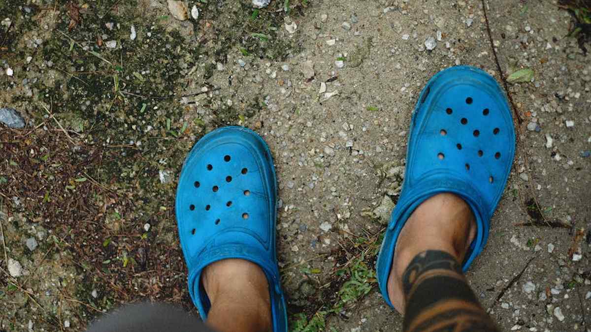 Birkenstock Boston Clogs vs. Amazon Essentials Faux Suede Clogs: Which Viral Dupe Is Worth Your Money? - Product Review