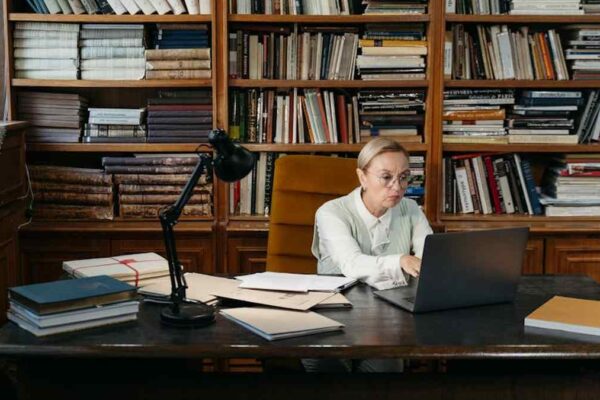 Blinkist vs. GetAbstract: Best Book Summary App for Busy US Professionals and Lifelong Learners? - Product Review