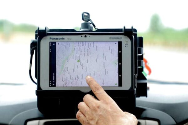 Bouncie vs. Spytec GL300 GPS Tracker: Which Vehicle Security Device is Better for US Families and Fleets? - Product Review