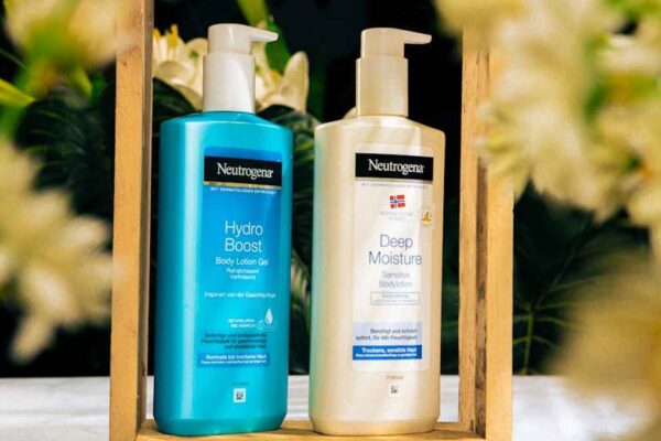 CeraVe Daily Moisturizing Lotion vs. Cetaphil Moisturizing Lotion: The Ultimate Hydration Battle for Sensitive Skin in the USA - Product Review