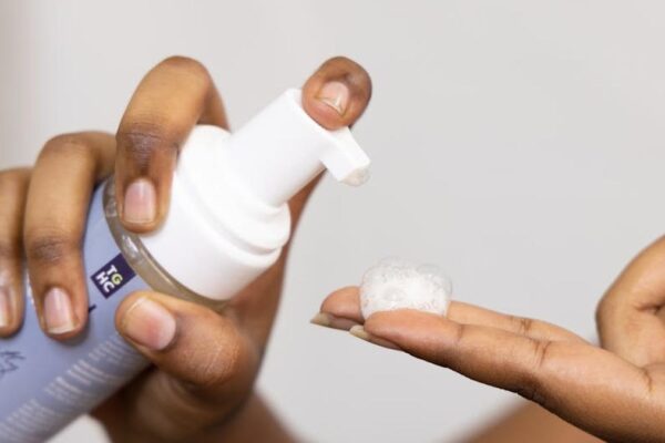 CeraVe Hydrating Facial Cleanser Review: The Unbiased Truth About This USA Daily Skincare Staple for Dry, Sensitive Skin - Product Review