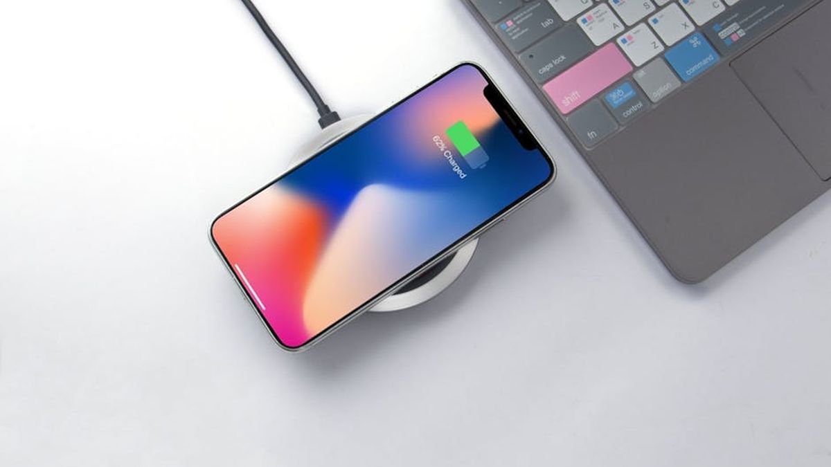 ChargeSmart Magnetic Car Mount Review: Is This the Ultimate Wireless Charging Solution for Your USA Commute? - Product Review