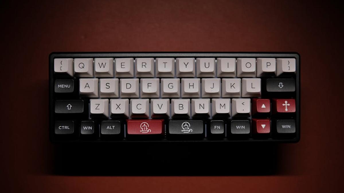 Compact Mechanical Keyboard Review: The Everyday Choice for Productive Gaming & Typing - Product Review