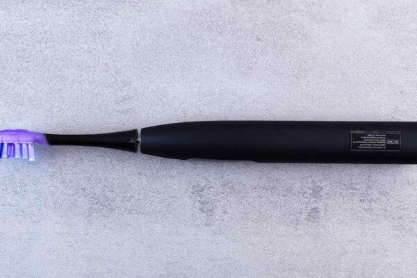 Deep Dive into the GleamTech AI-Powered SonicWave Pro 5000 Electric Toothbrush: Is It the Future of Oral Care in the USA? - Product Review