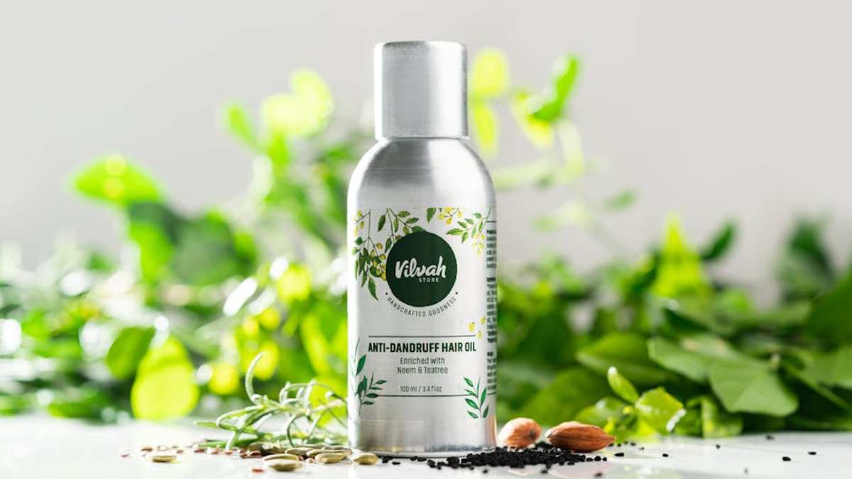 DermaCalm Anti-Itch & Flake Relief Shampoo Review: My 30-Day Fight Against Chronic Scalp Itch & Visible Dandruff - Product Review