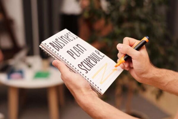 Eco-Friendly Notes: Rocketbook Core vs. Moleskine Smart Writing Set – Which Reusable Notebook Simplifies Your Daily Workflow in 2024? - Product Review