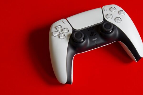 Eliminate PS5 Overheating: CoolFlow X1 Pro Cooling Stand Review for US Gamers - Product Review