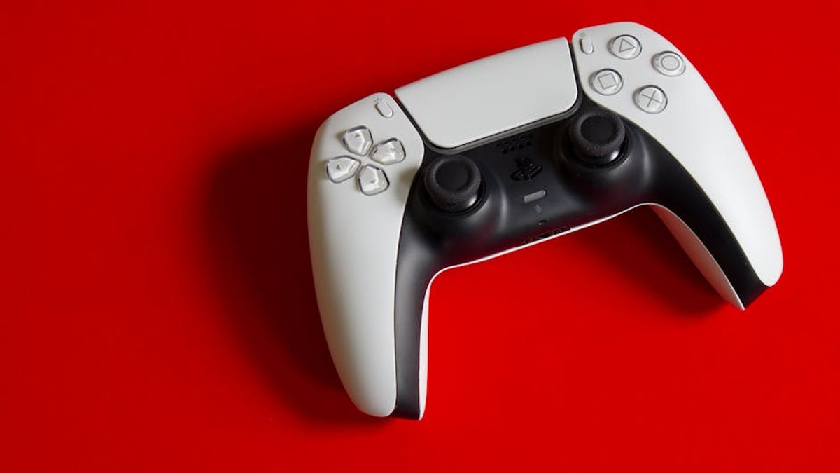 Eliminate PS5 Overheating: CoolFlow X1 Pro Cooling Stand Review for US Gamers - Product Review