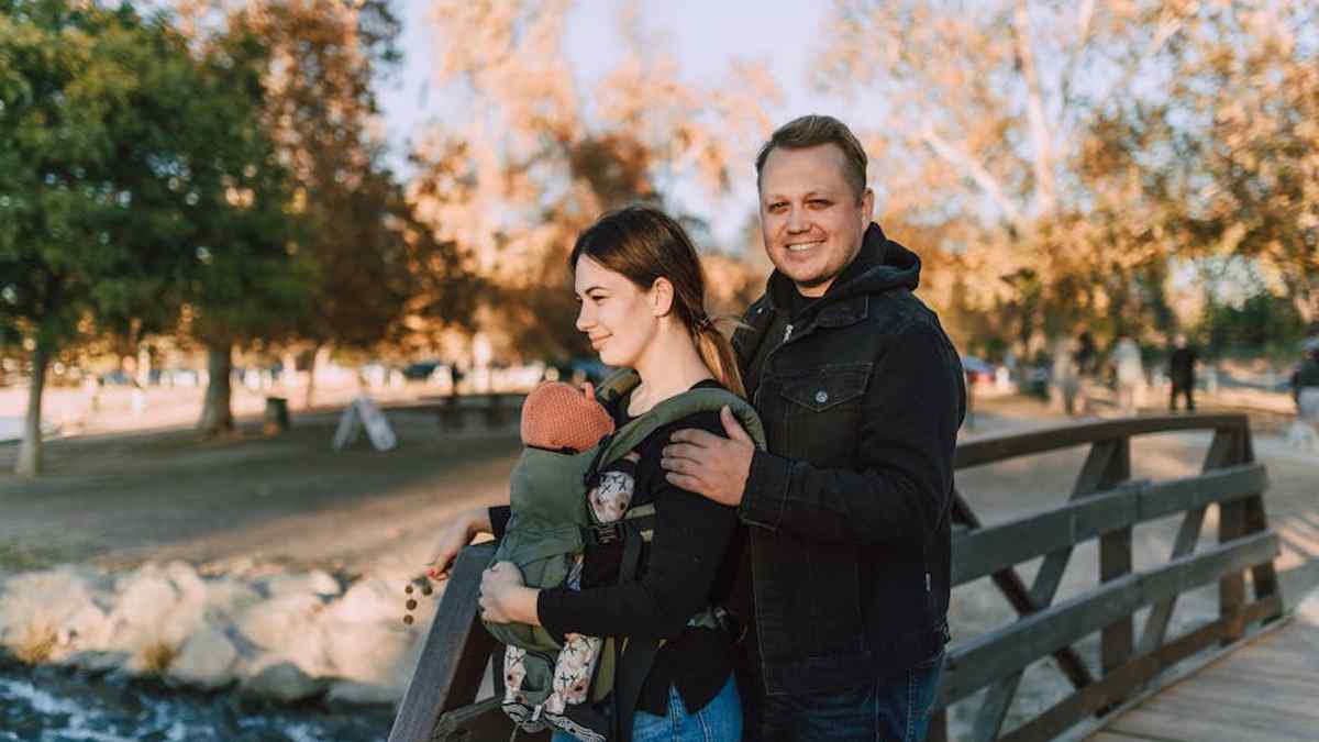 Ergobaby Omni Breeze Carrier Review: Is This Breathable All-Position Carrier the Best for Active US Parents? - Product Review