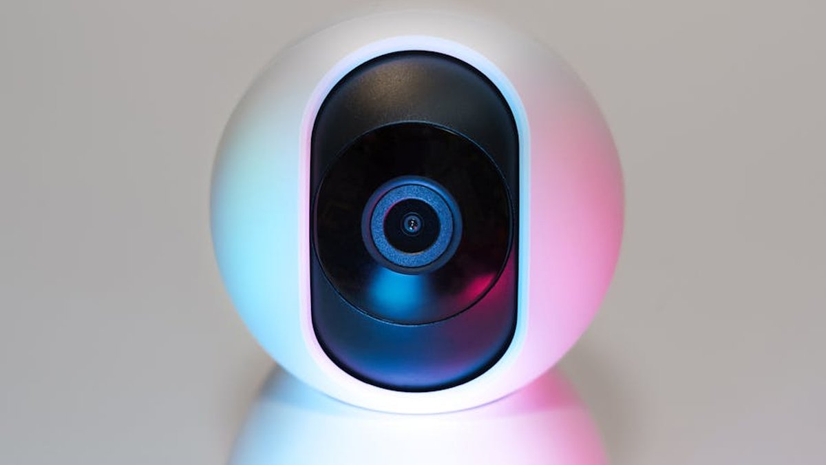 GuardianPro 3000 AI Smart Security Camera Review: Ultimate USA Home Protection or Overkill? - Product Review