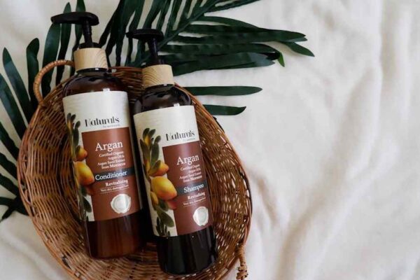 HiBar Shampoo and Conditioner Bar Review: My Experience with America's Favorite Plastic-Free Haircare. - Product Review