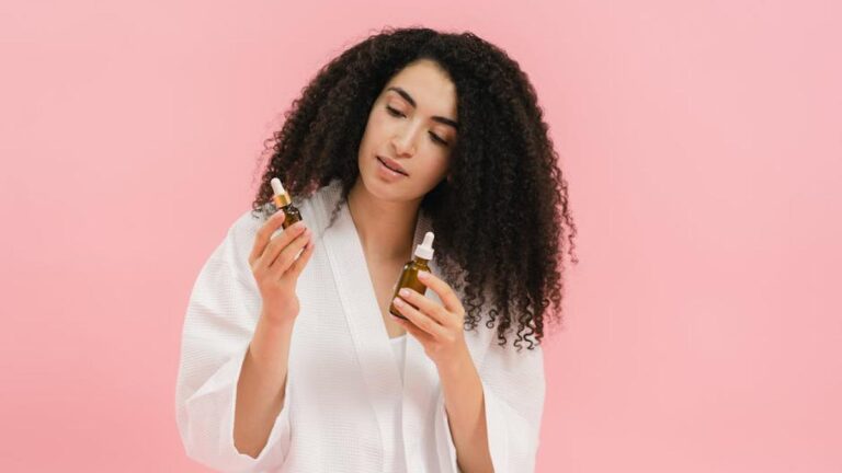 HidrateSpark PRO Smart Water Bottle Review: My Experience Hitting Hydration Goals in the USA