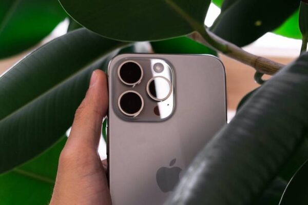 iPhone 15 Pro Max vs Samsung Galaxy S24 Ultra: Camera, Features, and Ecosystem Decider for US Shoppers - Product Review