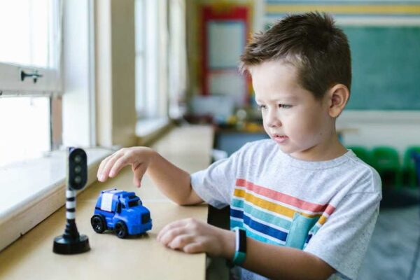 Is GraviFlow Marble Run The Must-Have Physics STEM Toy for Creative Kids 6-10? - Product Review