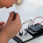 KiwiCo Subscription vs. Osmo Kits: Which Hands-On STEM Learning Experience is Best for Your USA Child? - Product Review