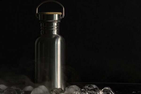 Klean Kanteen vs. Hydro Flask: Durable Eco Water Bottle Battle for USA Adventures - Product Review