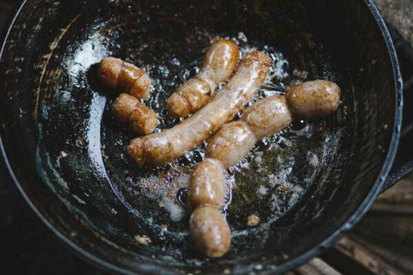 Le Creuset Signature Round Dutch Oven vs. Staub Round Cocotte: Which Premium Enameled Cast Iron Is Better for US Home Cooks? - Product Review