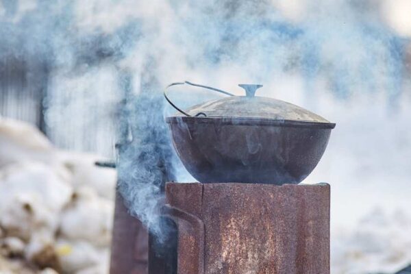 Le Creuset vs. Staub Dutch Ovens: High-Rated Cast Iron Cookware Showdown for USA Kitchens - Product Review