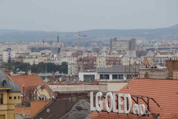 LG C2 OLED vs. Samsung Odyssey G9 OLED: The Ultimate Gaming Monitor for Immersive Experiences in US Homes? - Product Review