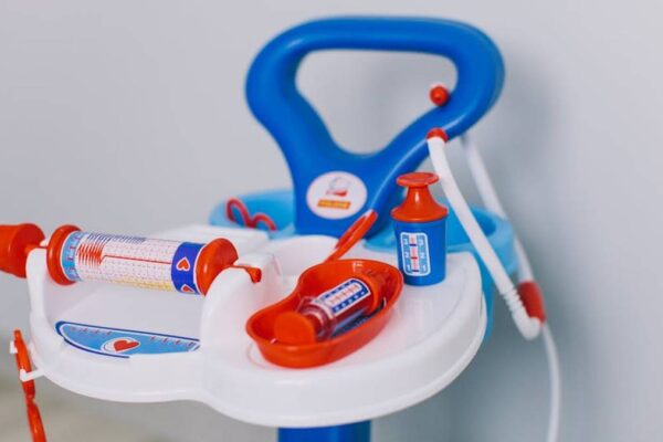 Lovevery Play Kits vs. Monti Kids Subscription: Which Educational Toy Program is Best for Early Development? - Product Review