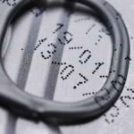 Madewell Perfect Vintage vs. Good American Good Legs: Which Denim Holds Its Shape Best For USA Fashionistas? - Product Review