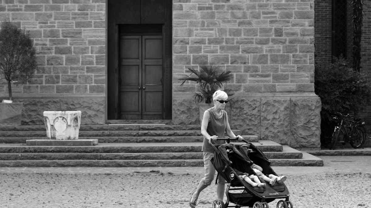 Mockingbird Single-to-Double Stroller Review: Is This Modular Stroller the Best Value for Growing US Families? - Product Review