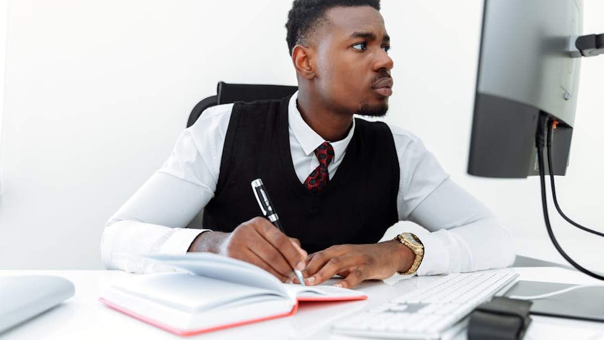 My Honest Review of The [Specific Productivity Planner]: Can It Really Organize Your Life as a Busy US Professional? - Product Review