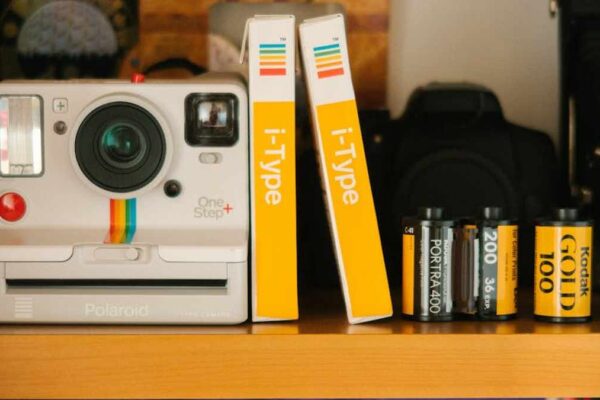 Ninja Foodi DualZone AF300 vs. Instant Pot Vortex Plus 6-in-1: Which Air Fryer Delivers Crispier Results for US Households? - Product Review