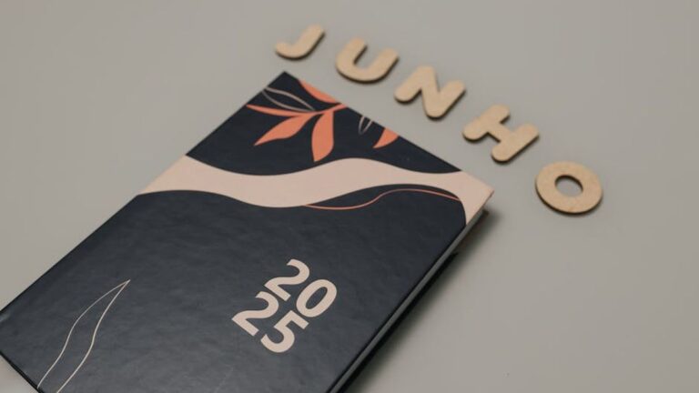 Notion Ultimate Life Planner Template: A Deep Dive into the Viral Productivity System for US Solopreneurs.