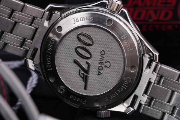 OMEGA x Swatch MoonSwatch Review: The 'Affordable Luxury' Watch Taking US Collectors By Storm (Amazon Reseller Insights) - Product Review