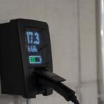 Peak Design Car Mount vs. ESR HaloLock: Which MagSafe Wireless Charging Mount is Stronger for US Roads? - Product Review